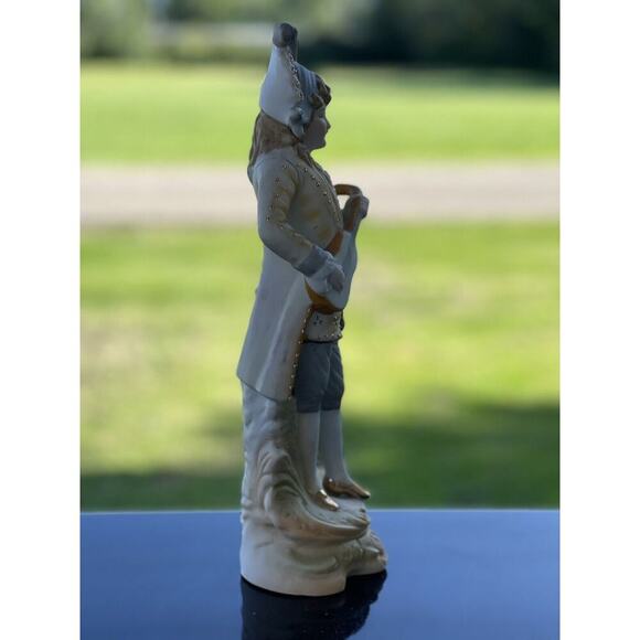 Vintage Colonial Bisque Figurine Victorian Style Man Playing Violin - Picture 6 of 14